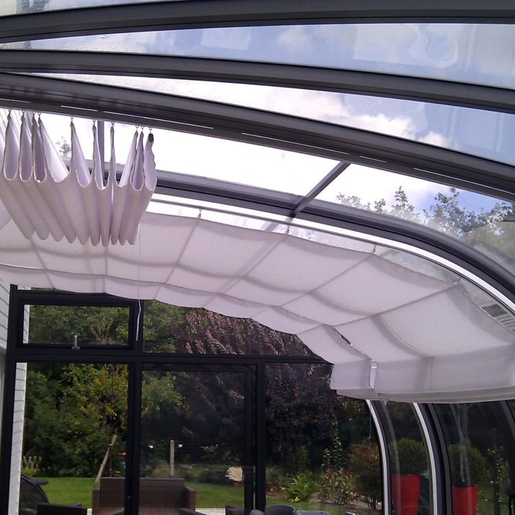 Vue intérieur de l'abri terrasse avec 1/4 de rotonde
										